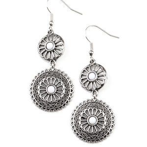 Paparazzi ​Keep It WHEEL - White